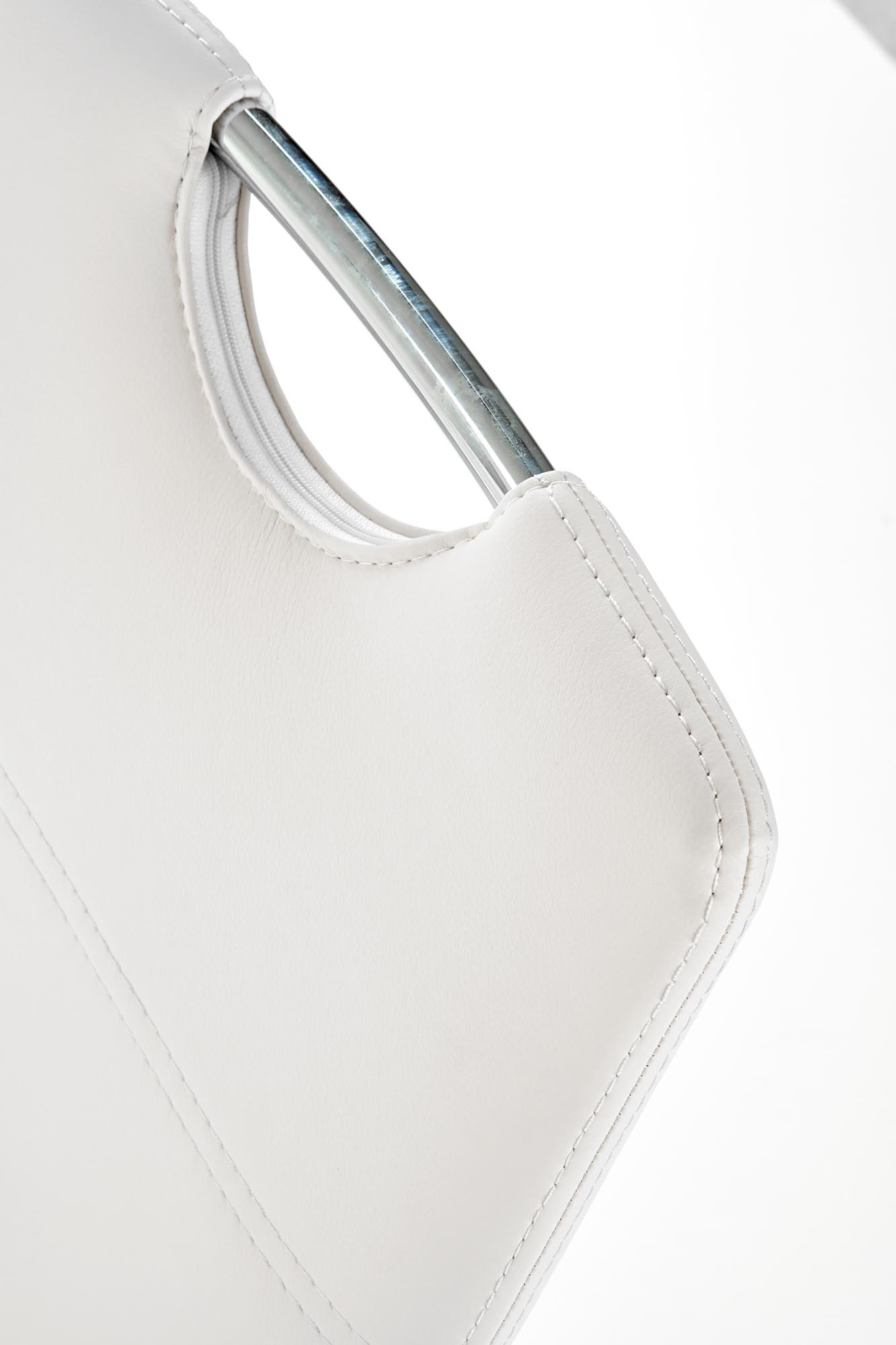 K188 stolička biela