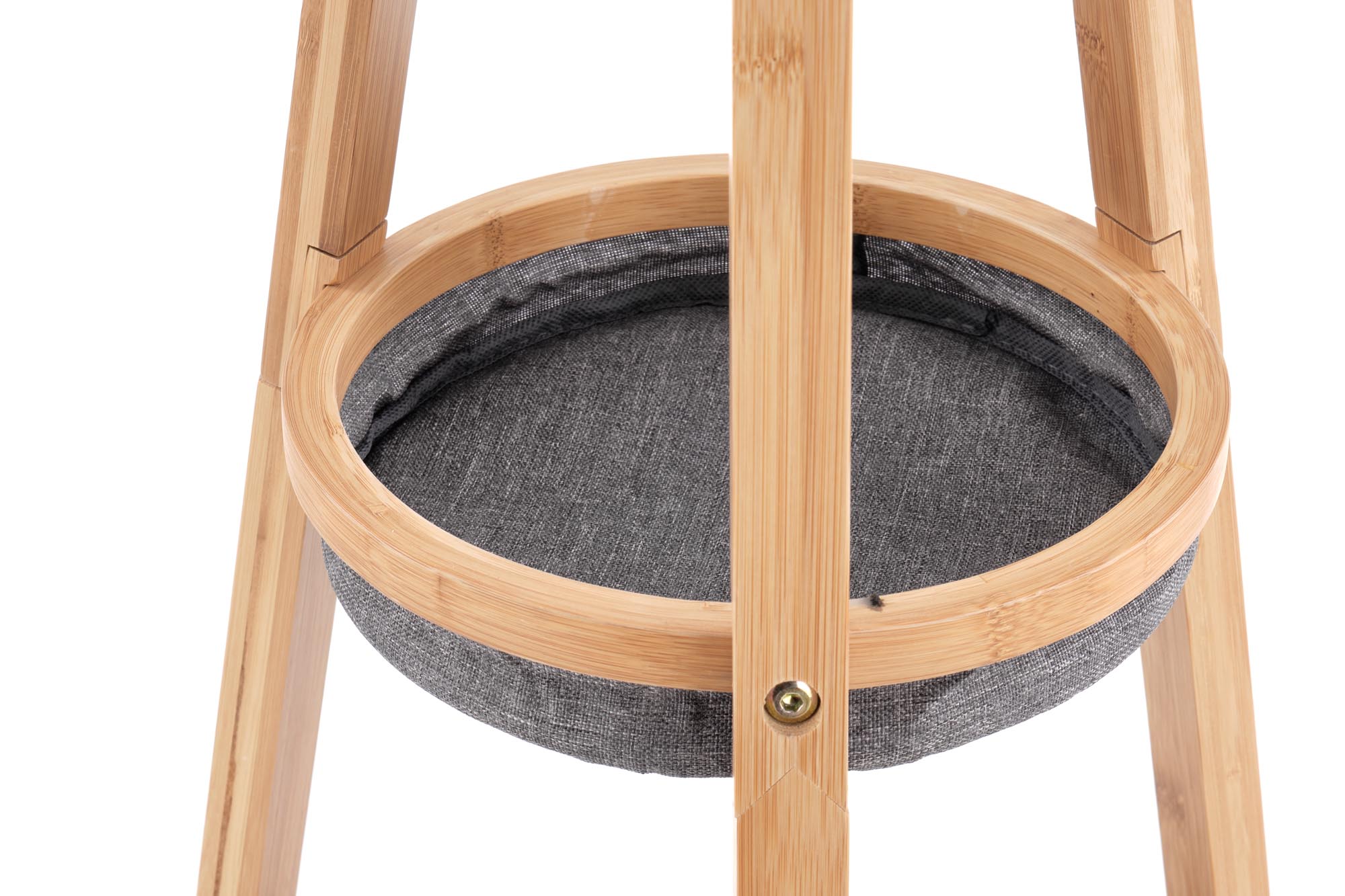 W63 vešiak prírodný