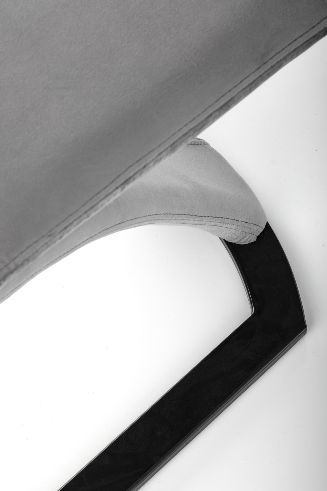 K442 stolička šedá