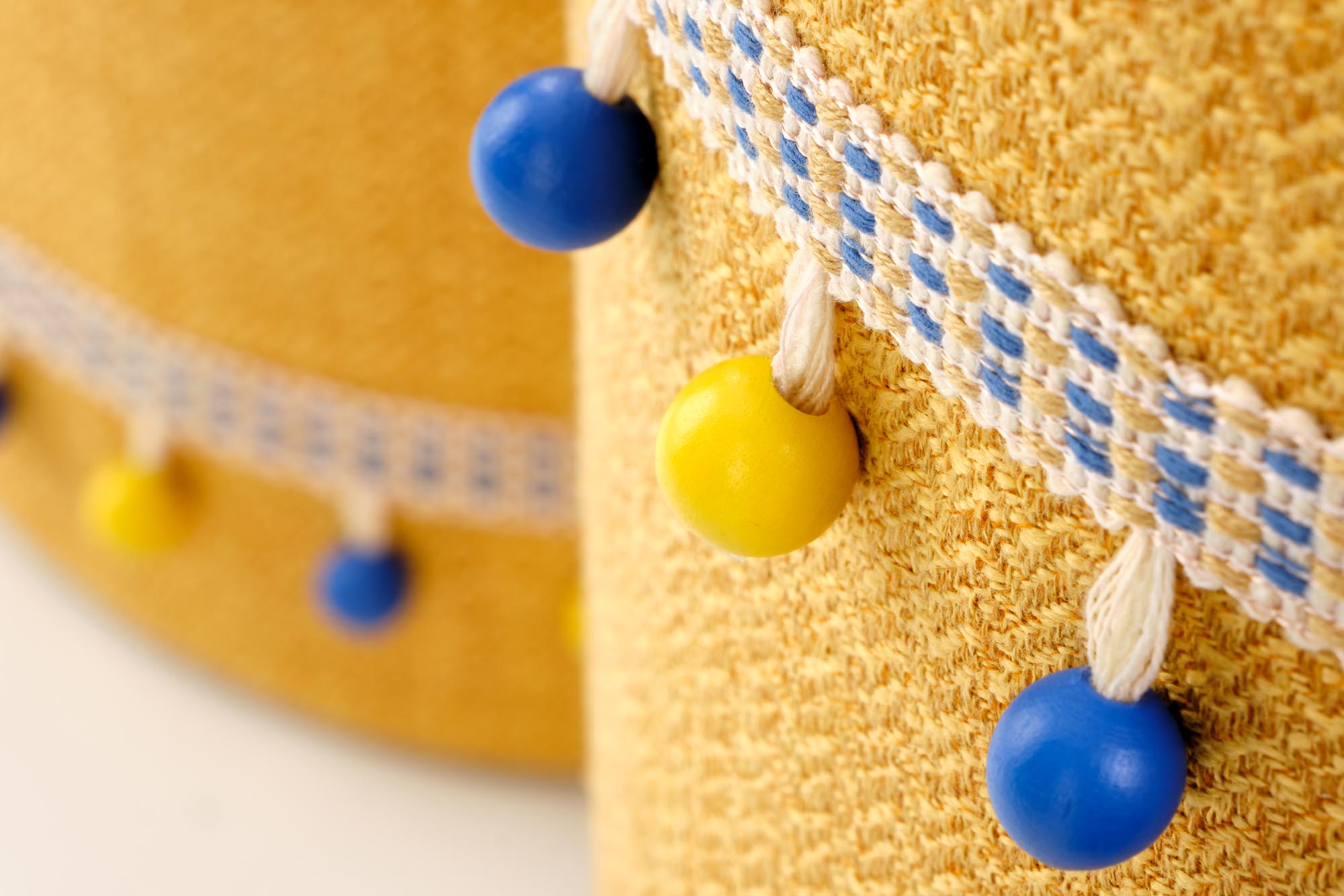 GRADO zostava dvoch taburetiek, žlté