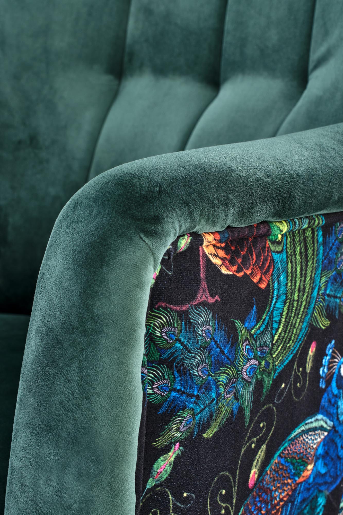 PAGONI relaxačné kreslo tm. zelená / čierna (tkanina Bluvel #78)