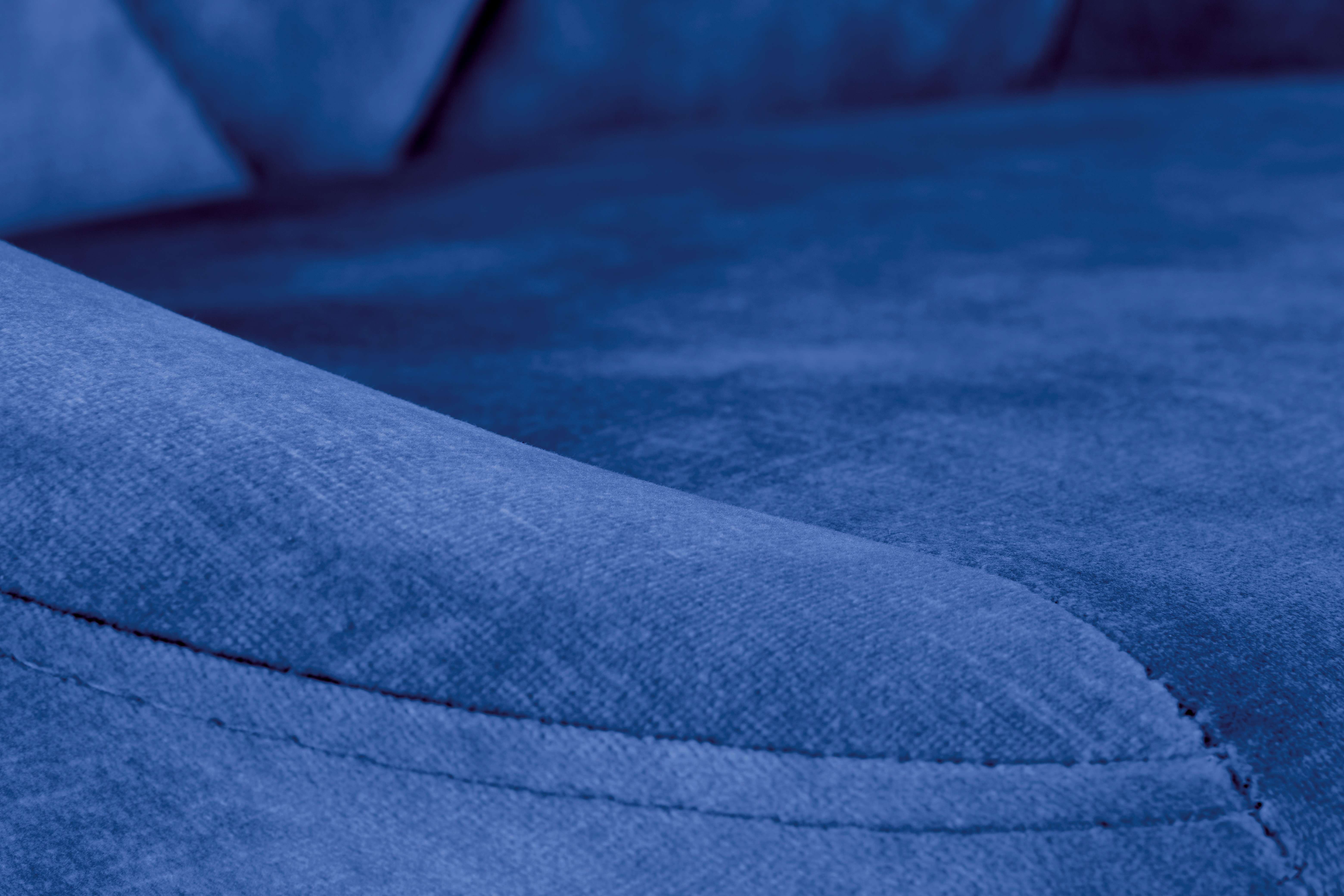 H101 barová stolička granátová