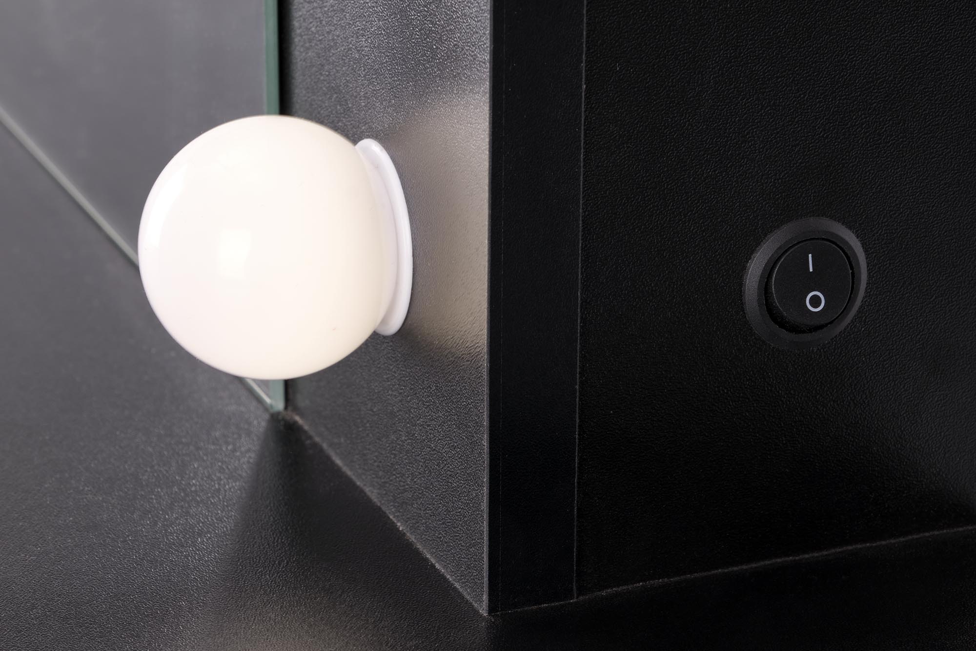 HOLLYWOOD toaletka čierna