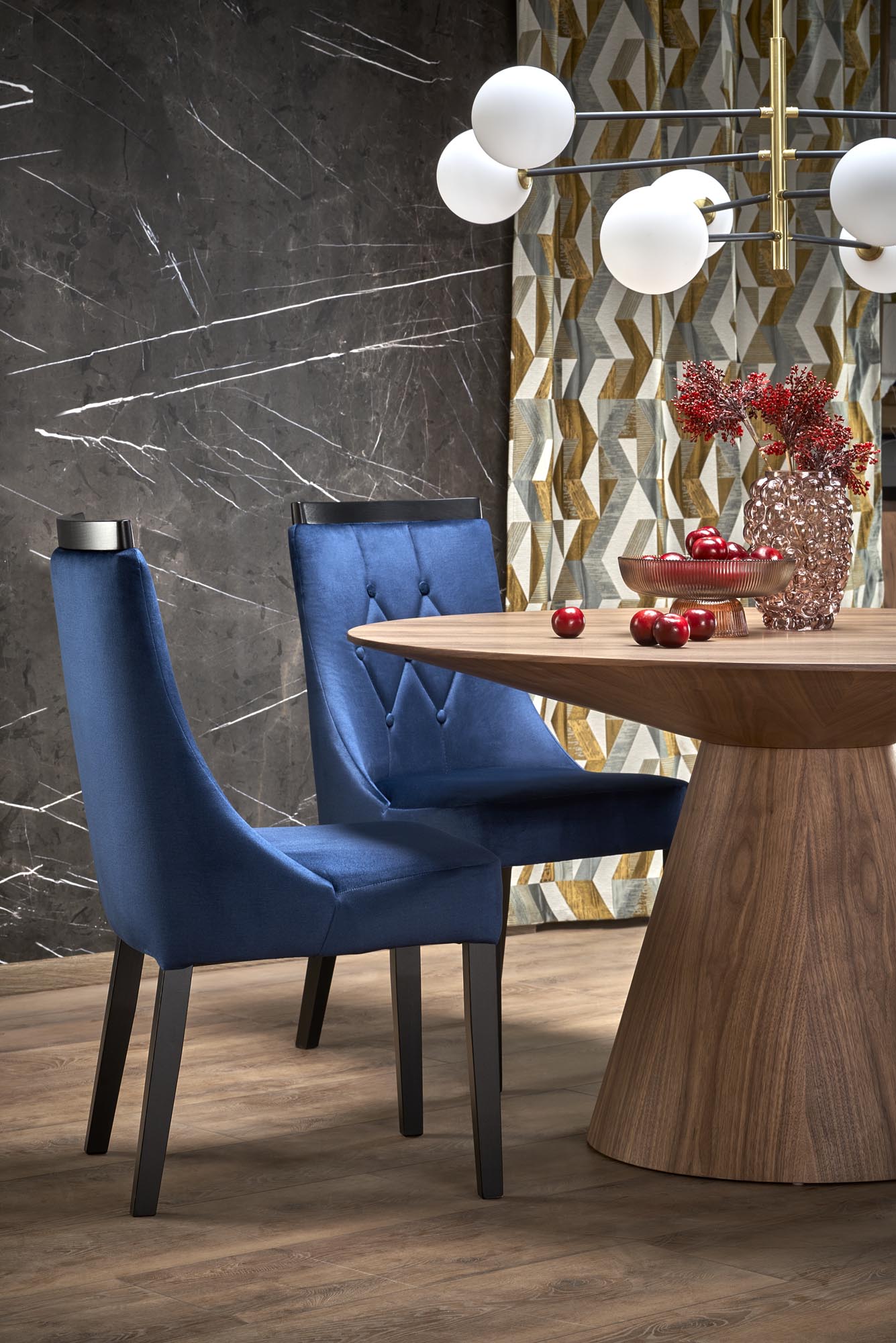 HENDERSON stôl okrúhly, orech