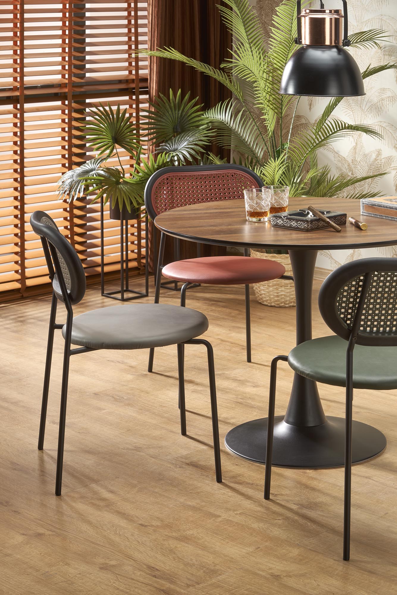 OLMO stôl okrúhly, orech/čierny