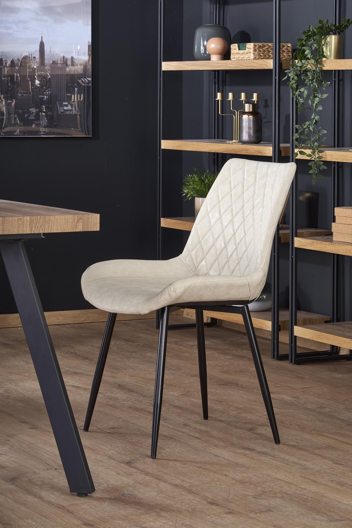 BERLIN rozkladací stôl 160/220 cm, doska - orech, konštrukcia - čierna - NA SKLADE!