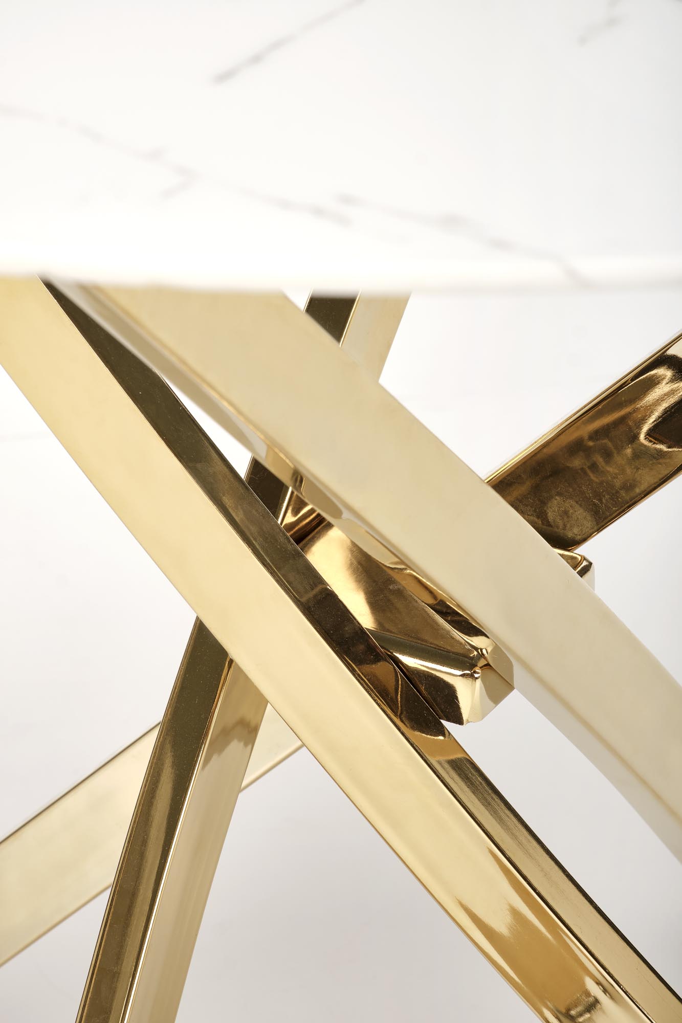 RAYMOND 2 stôl, doska - biely mramor, nohy - zlaté