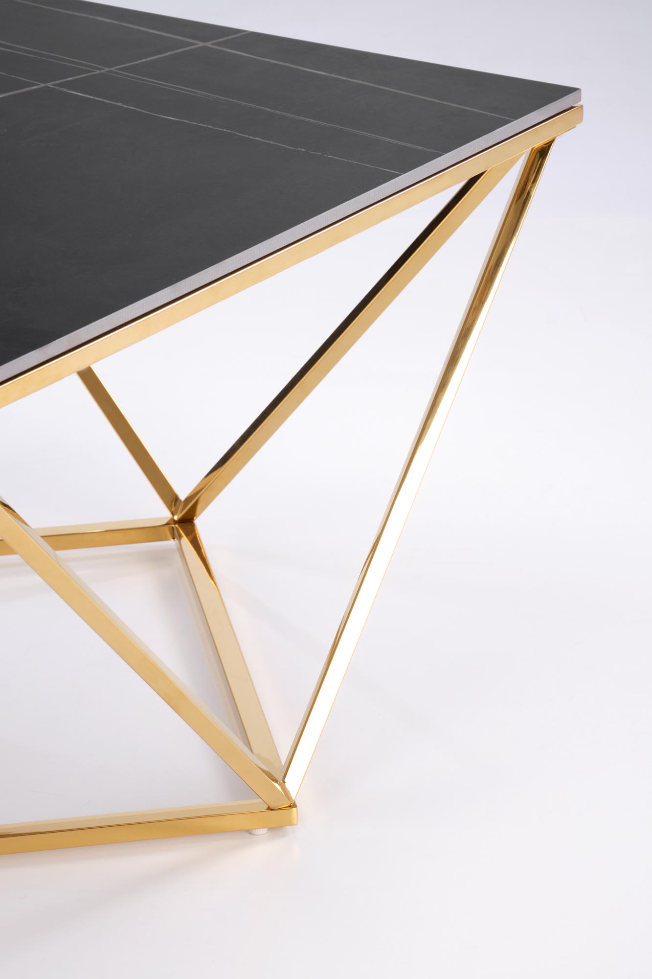 FELICIA konferenčný stolík 80/80/46cm, oceľ/mramor, čierna/zlatá