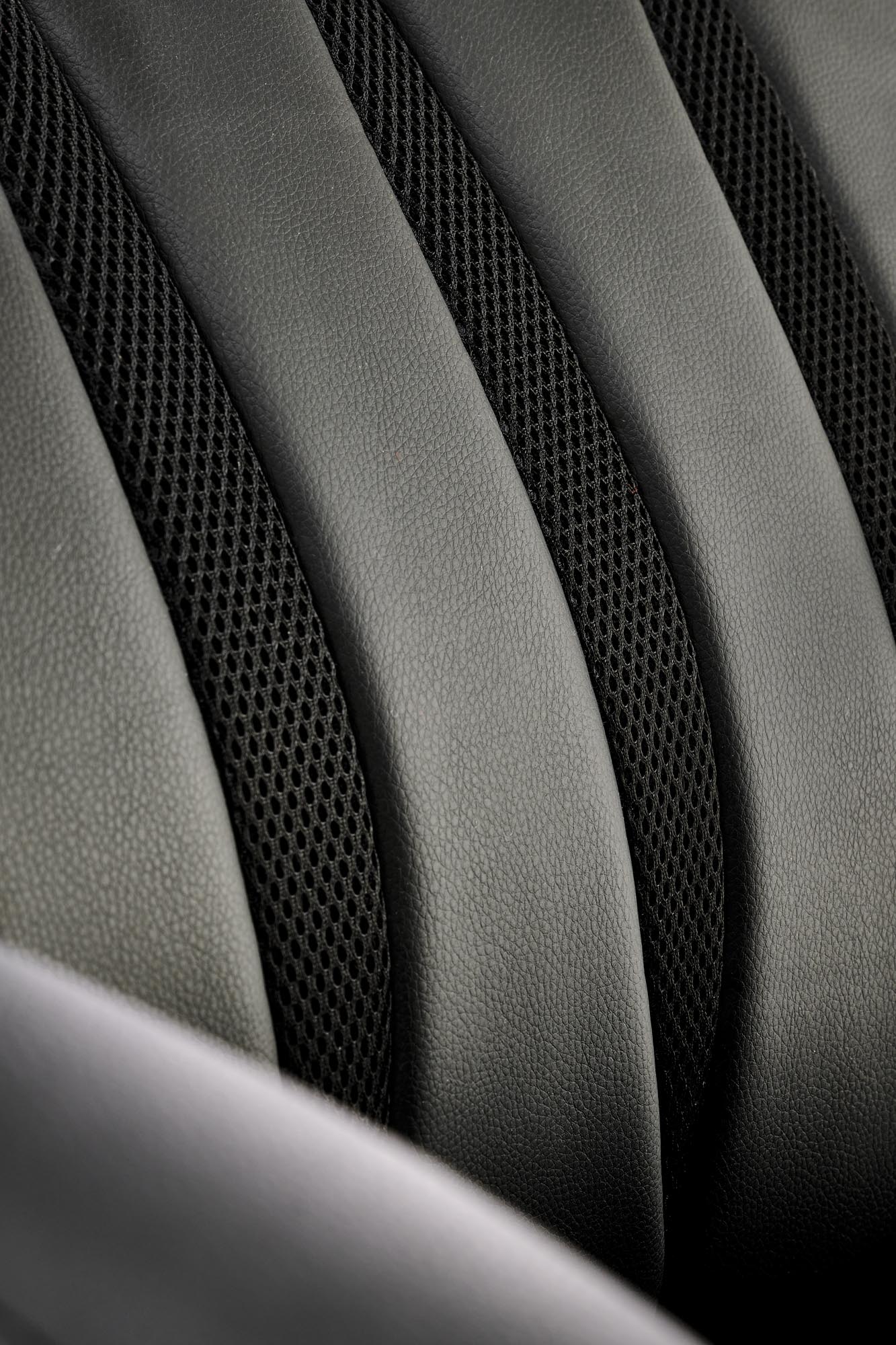 ROMANO kancelárske kreslo otočné s mechan.TILT,ekokoža čierne