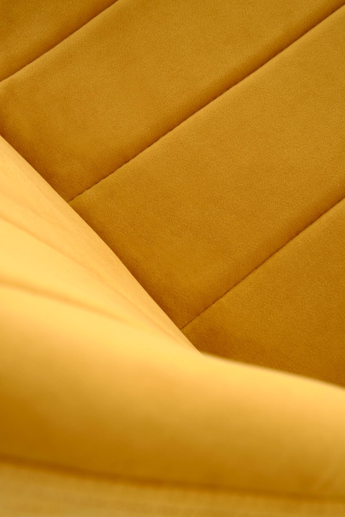 K538 jedálenská stolička, látkaBLUVEL#68 horčicová