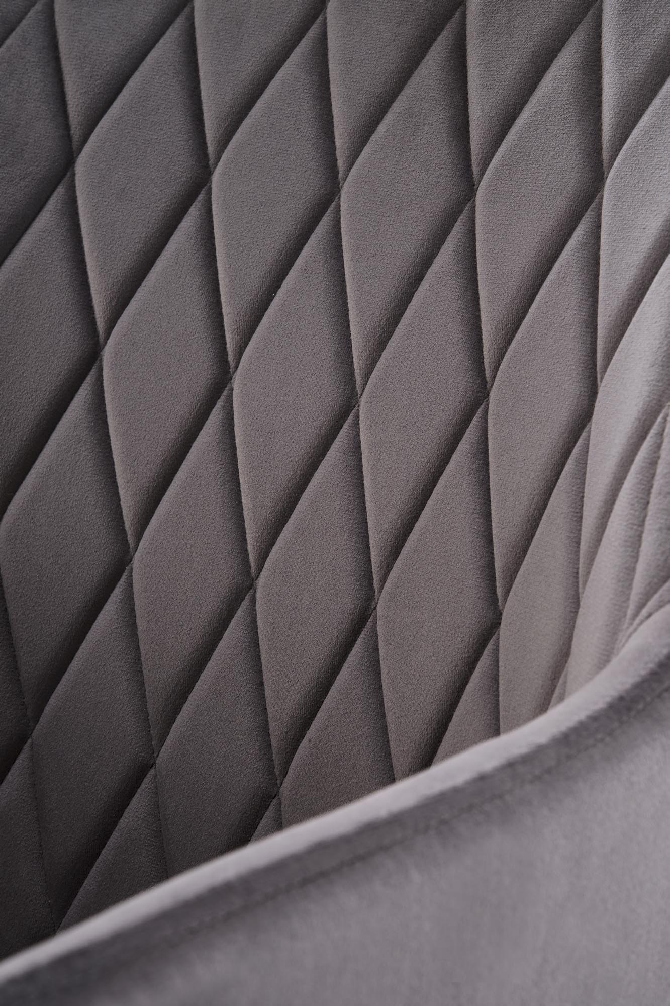 K558 jedálenská stolička, látka velvet, sivá