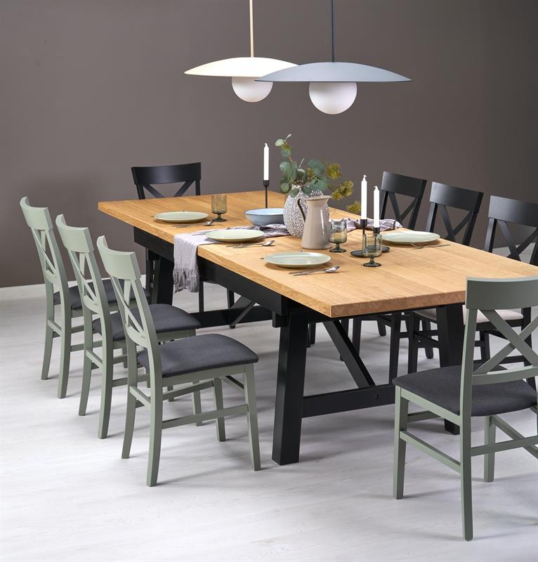 FIESTA jedálenský stôl rozkladací 200-280cm , dub prírodný / čierny